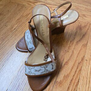 NIB Bruno Magli Women's Brown and Cream Sandals
